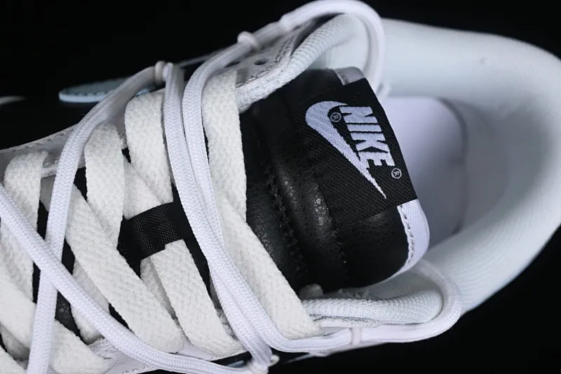 All categories Nk SB Dunk series Nk SB Dunk Low low-top sneakers Nk Dunk Low "Reverse Panda" Speed ​​racing black and white panda graffiti contrasting color SB strap low-top casual sneakers FD9064-011
